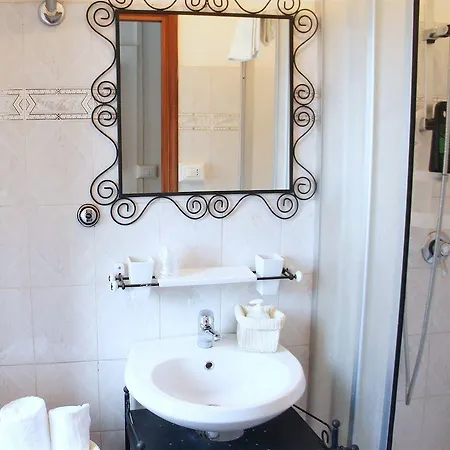 Domus Dei Consoli Rome