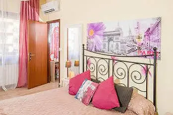 Domus Dei Consoli * Rome