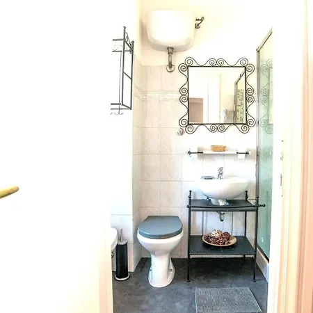 Domus Dei Consoli * Rome