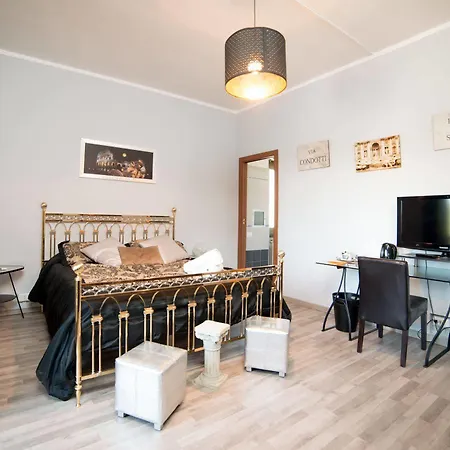 Bed & Breakfast Domus Dei Consoli Rome