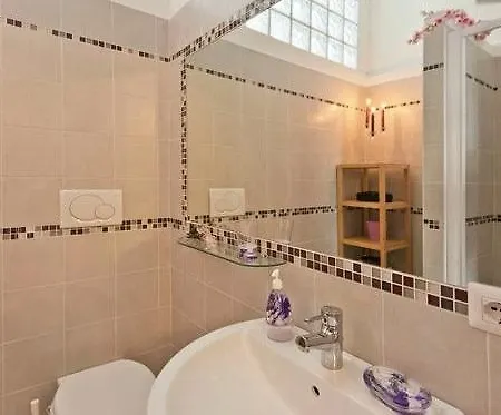 Domus Dei Consoli Bed & Breakfast Roma