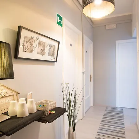 Domus Dei Consoli B&B